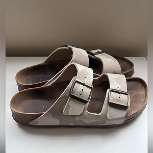 Womens Birkenstock Size: 41